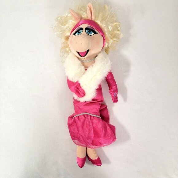 Disney Store MUPPETS Miss Piggy hot pink dress faux fur plush toy Most Wanted - Picture 1 of 7